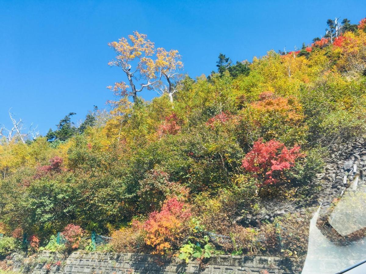 温泉ゲストハウス やすもり 本館 Hachimantai  Exterior foto
